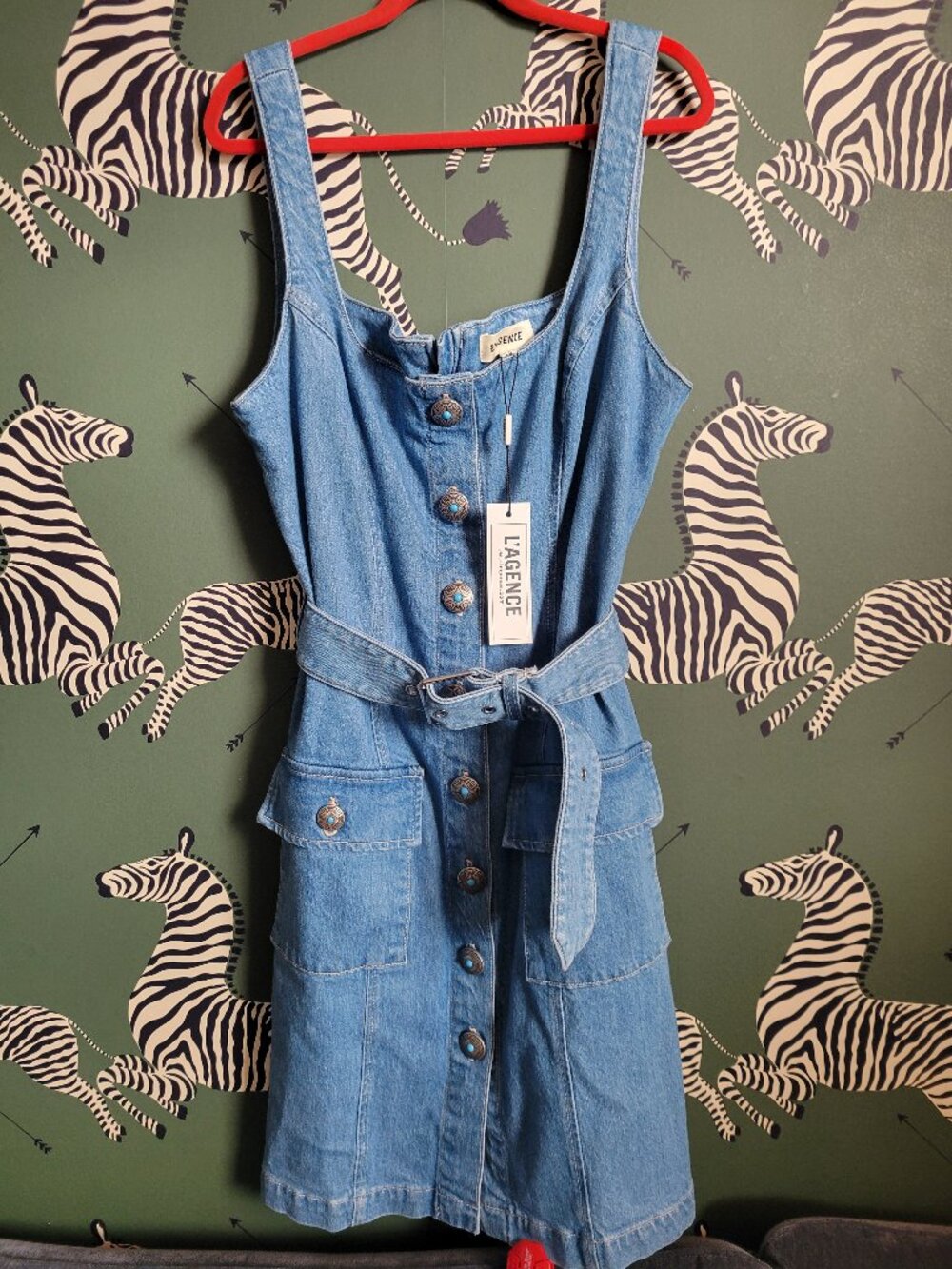 NWT L'AGENCE Denim "Midy" Belted Sleeveless Mini Dress Pockets Retail - Size 6 - Picture 2 of 15